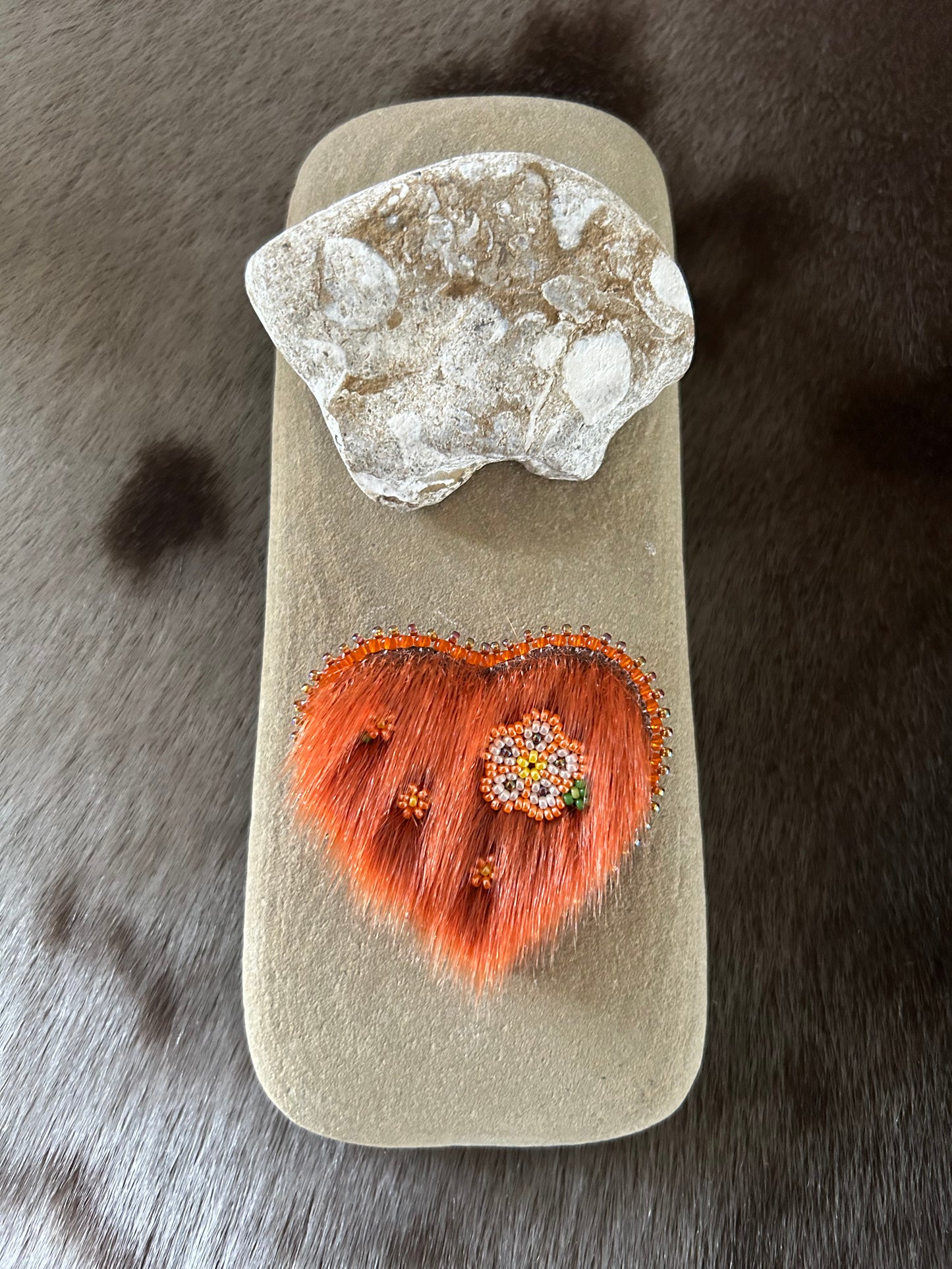 ᒥᓯᐙ ᐊᐙᔑᔥ ᒋᔅᑖᔨᐦᑖᑯᓯᐤ, Every Child Matters Pin