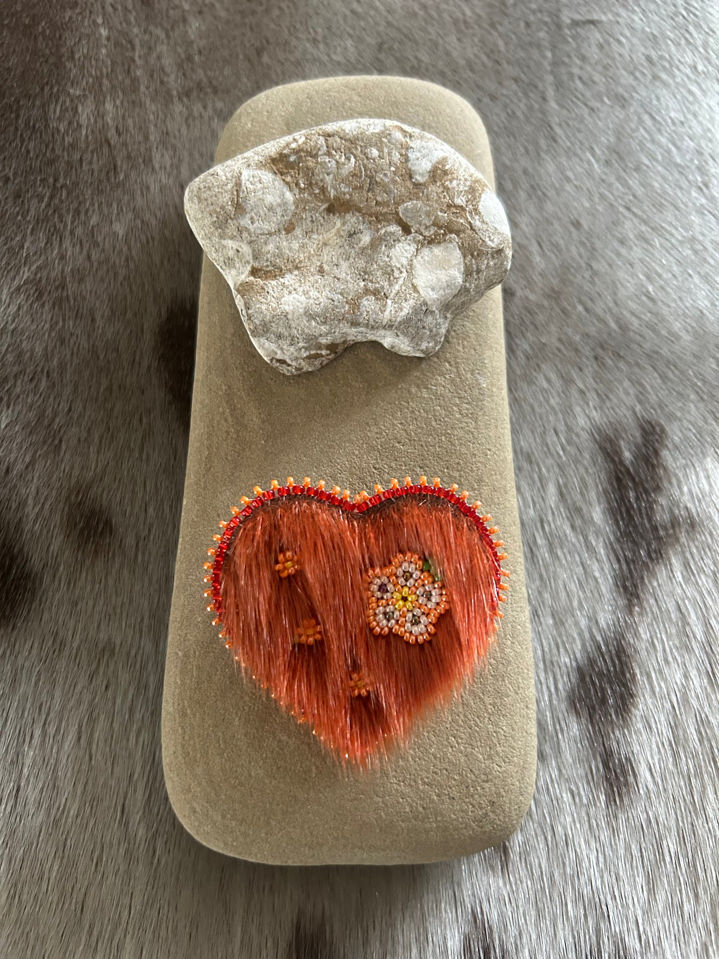 ᒥᓯᐙ ᐊᐙᔑᔥ ᒋᔅᑖᔨᐦᑖᑯᓯᐤ, Every Child Matters Pin